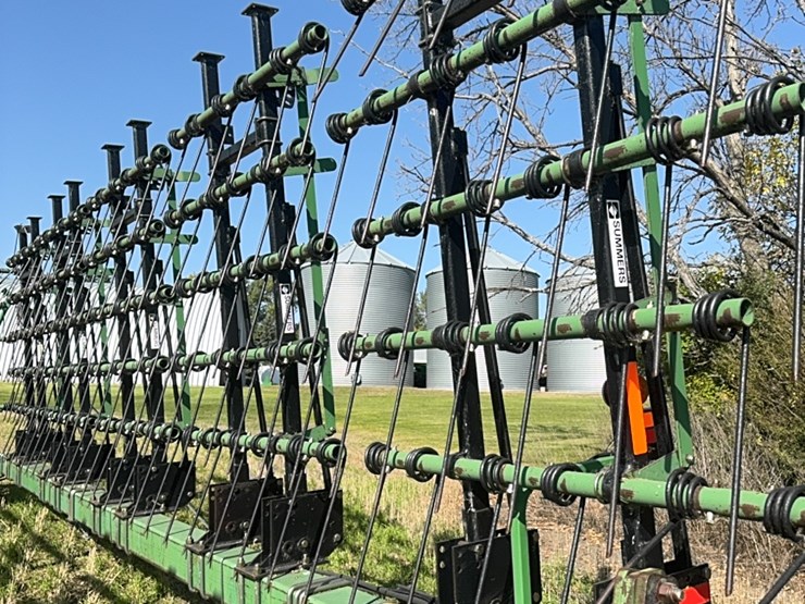 70’-summers-heavy-harrow,-hydraulic-down-pressure,-auto-fold-image-20