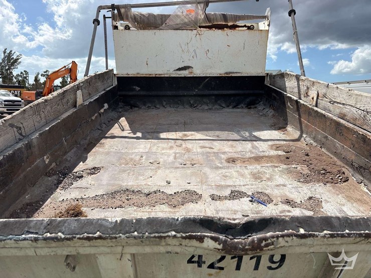 2011-ford-f450-image-15