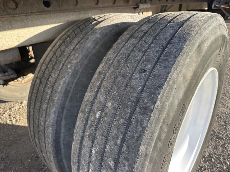 2018-utility-53'-image-24