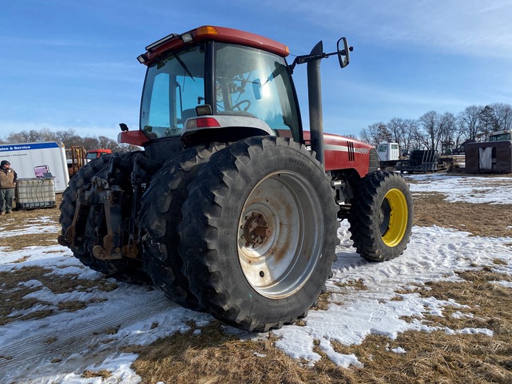#125-•-2001-case-mx200-magnum-tractor-(colfax,-wi)-image-7