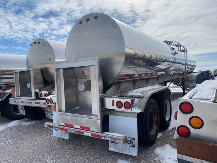 2000-walker-tanker-image-7