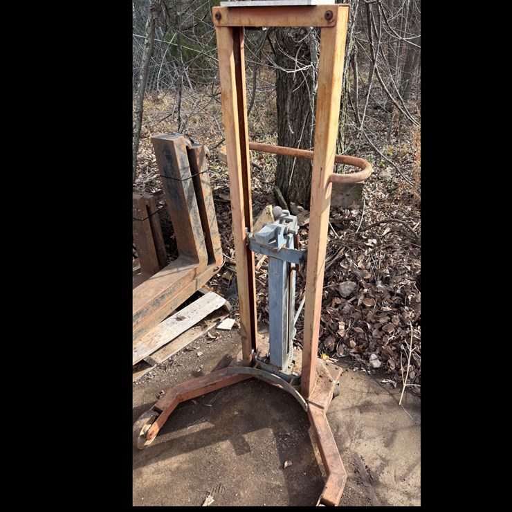 #7 • Barrel handler