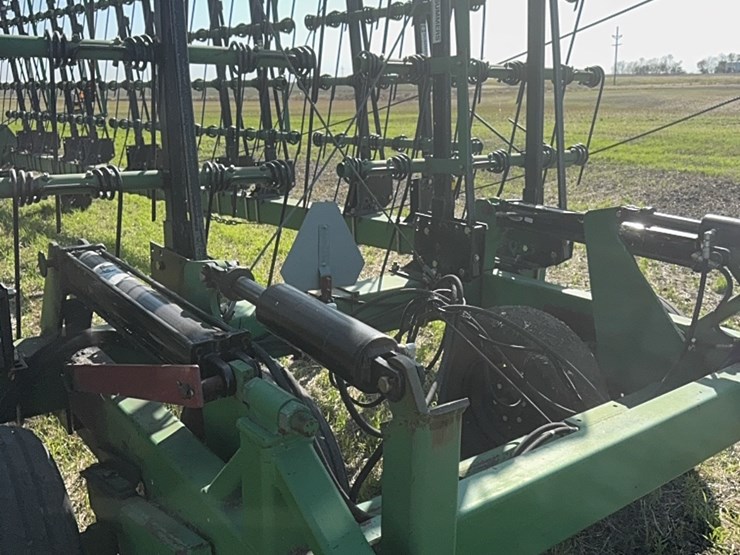 70’-summers-heavy-harrow,-hydraulic-down-pressure,-auto-fold-image-16