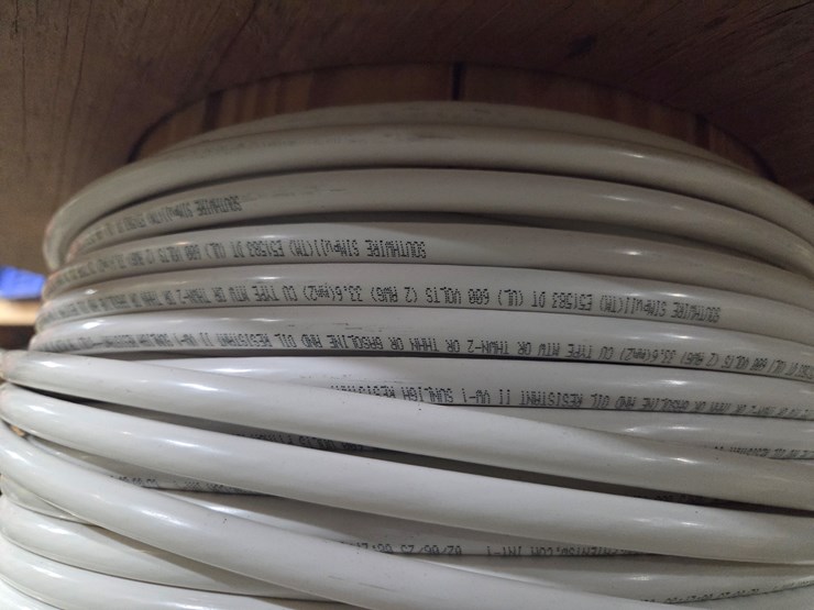 #5404-•-(2)-spools-of-4-awg-and-2-awg-copper-wire-image-6