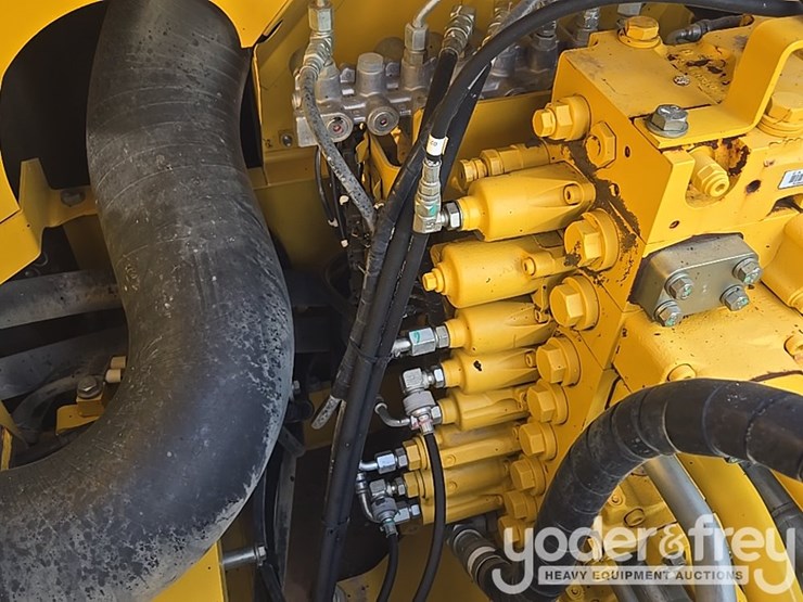 2021-komatsu-pc360-lc-11-image-43