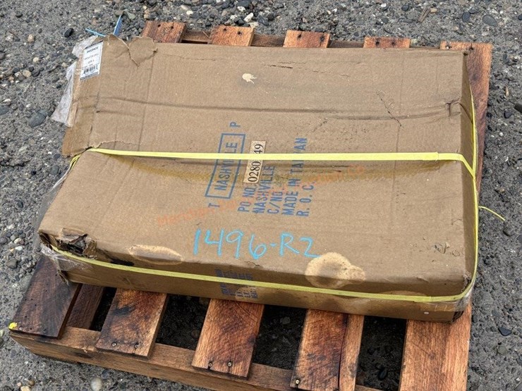 ford-8n-tractor-radiator-grill-image-1