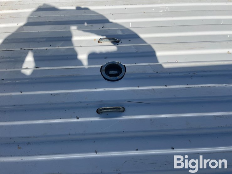 2015-chevrolet-silverado-2500-image-10