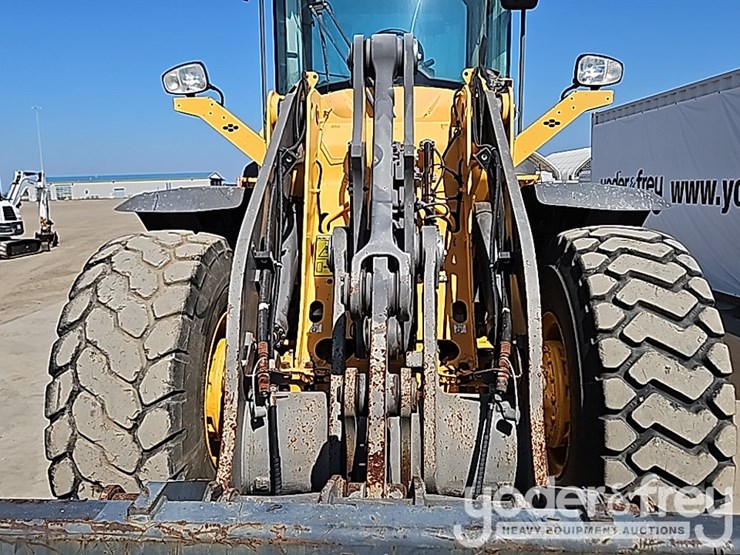 2018-volvo-l70h-image-22