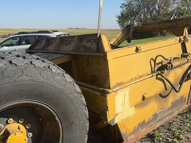 10-yard-ashland-scraper,-hydraulic-push-off,-very-heavy-duty,-works-good-image-22