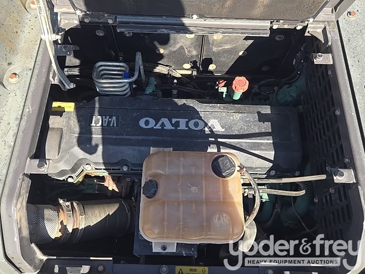 2017-volvo-ec350el-image-57