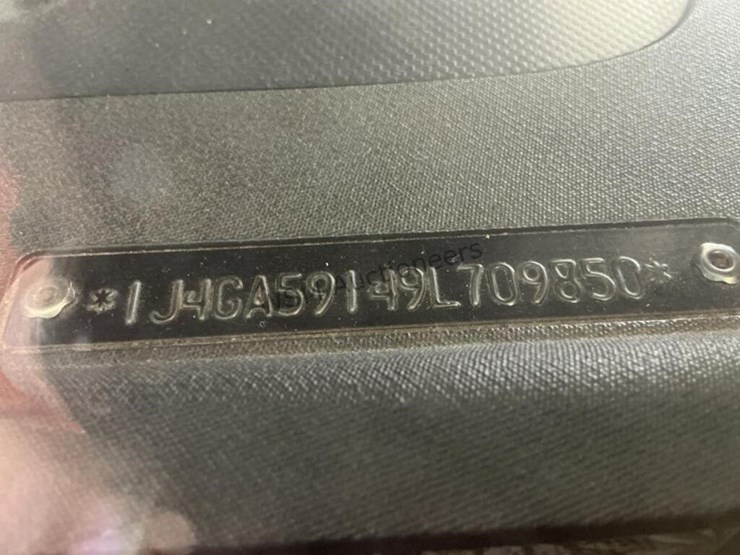 2009-jeep-wrangler-image-13