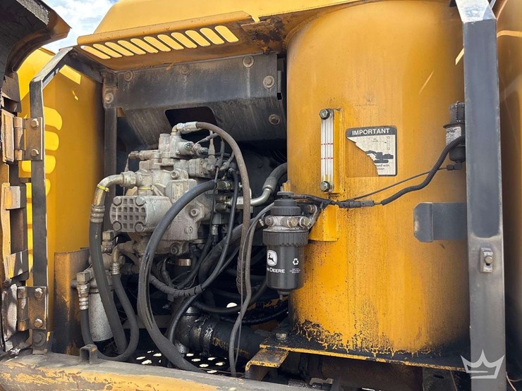 2006-deere-120c-image-7