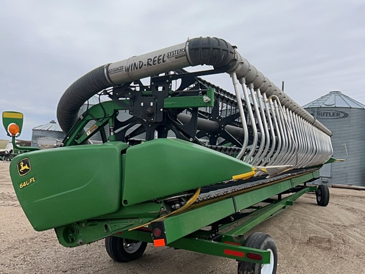 2013-john-deere-640-image-59