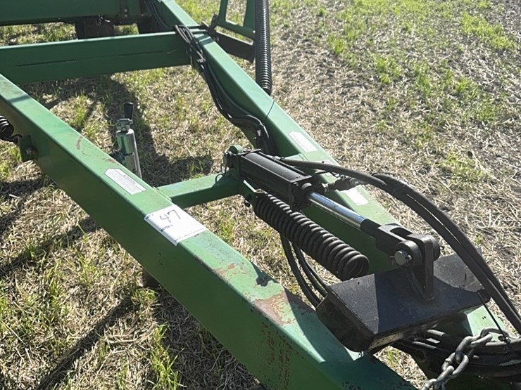 70’-summers-heavy-harrow,-hydraulic-down-pressure,-auto-fold-image-9