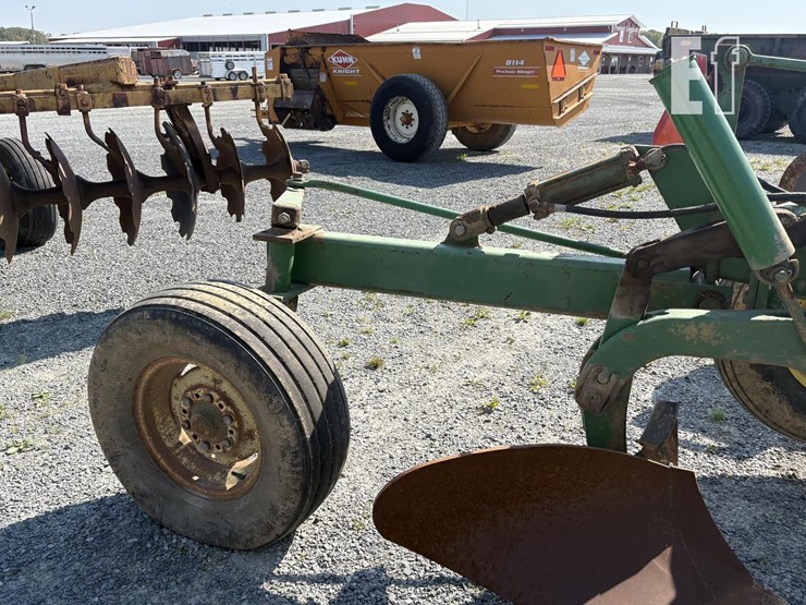 john-deere-2500-image-6