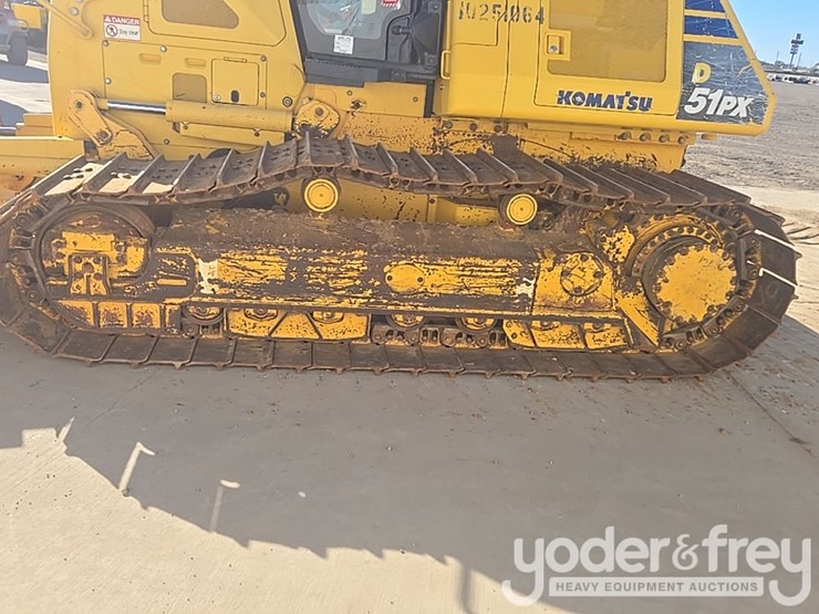 2018-komatsu-d51px-24-image-9