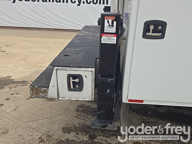 2019-ford-f550-image-18