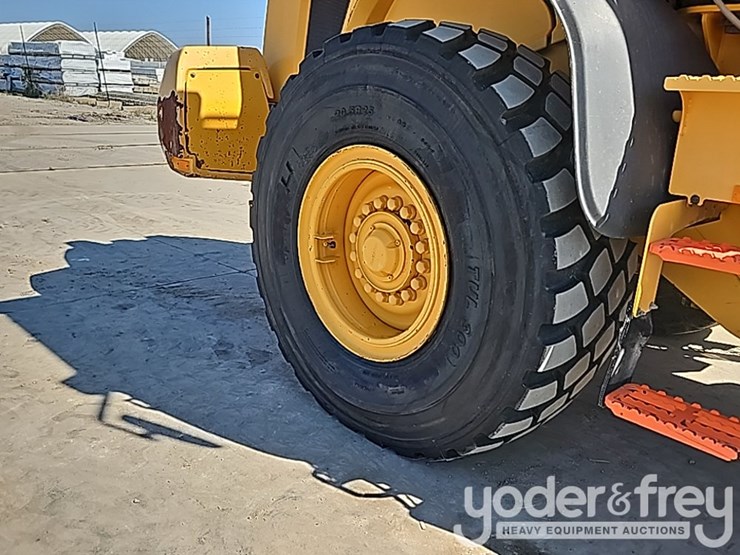 2018-volvo-l70h-image-15