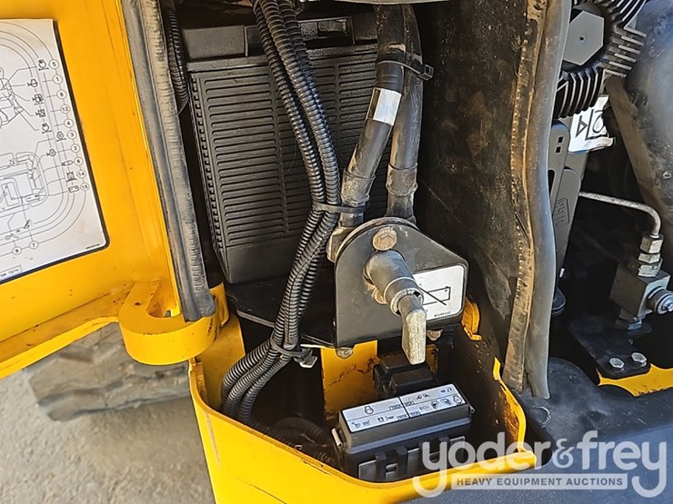 2022-jcb-270t-image-22