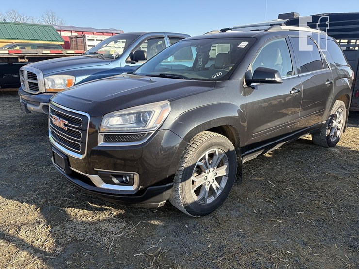 2014-gmc-acadia-image-1