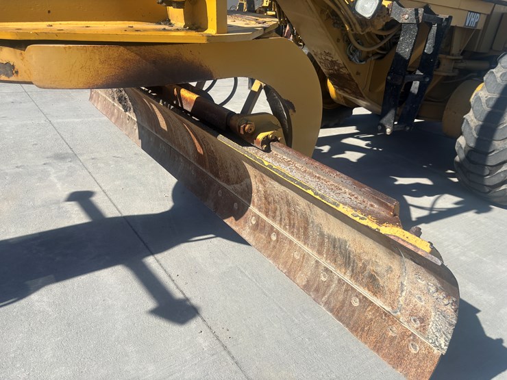 caterpillar-140h-vhp-image-62