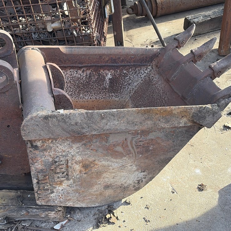 #85 • Backhoe bucket