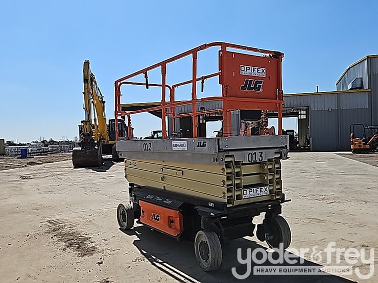 2022-jlg-3246es-image-7