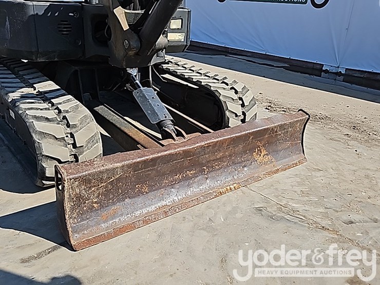 2013-bobcat-e42-image-16