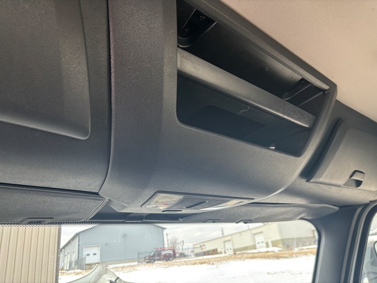 2018-freightliner-cascadia-126-image-45