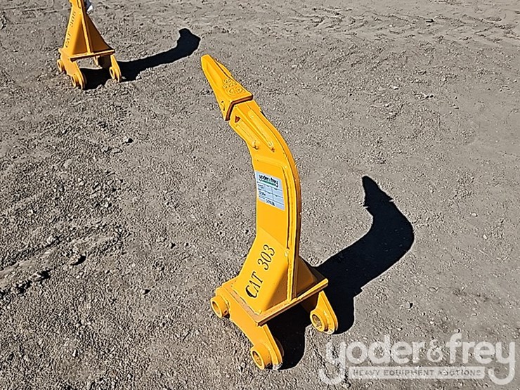 caterpillar-303-image-2