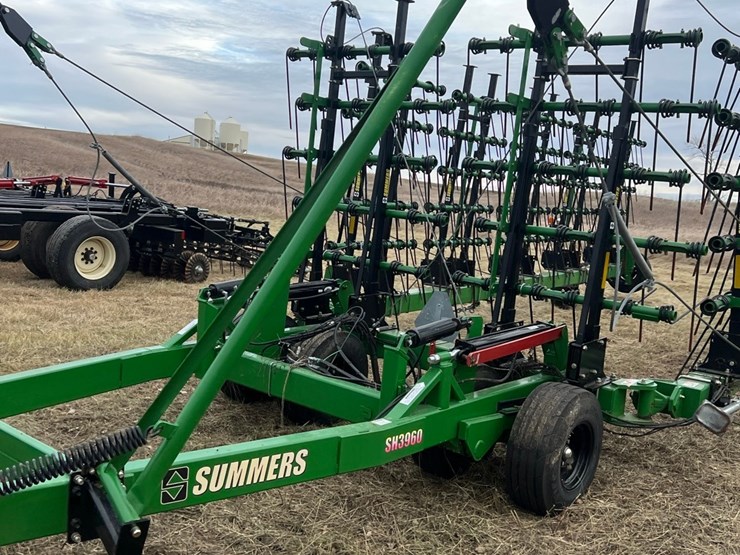 lot-32.-72’-summers-model-sh-3960-heavy-harrow,-approximately-5-years-old-,-hyd-down-pressure,-absolutely-excellent-cond.-image-2