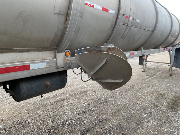 #504-•-2012-northern-8,500-gallon-semi-manure-tanker-(has-wi-title)-(waupun,-wi)-image-44