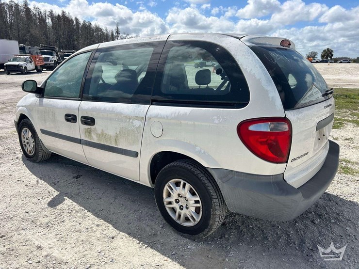 2005-dodge-caravan-image-4