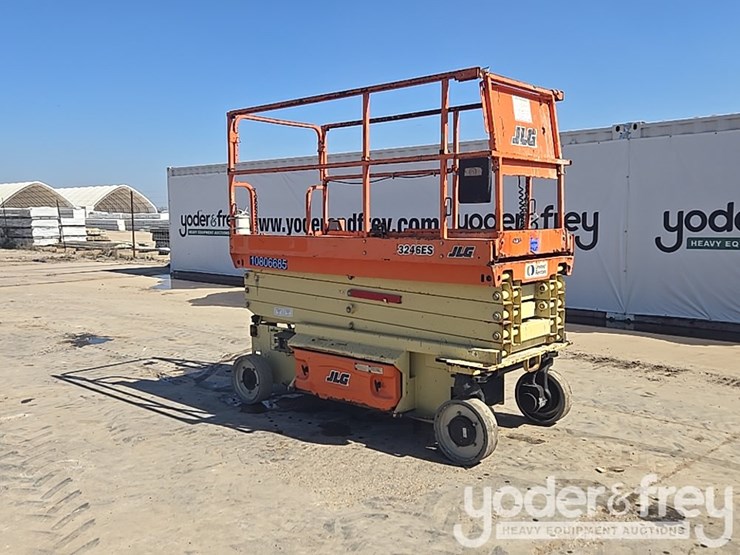 2018-jlg-3246es-image-7