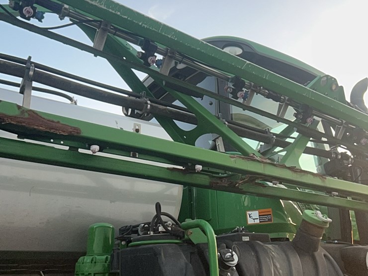 2014-john-deere-r4030-image-180