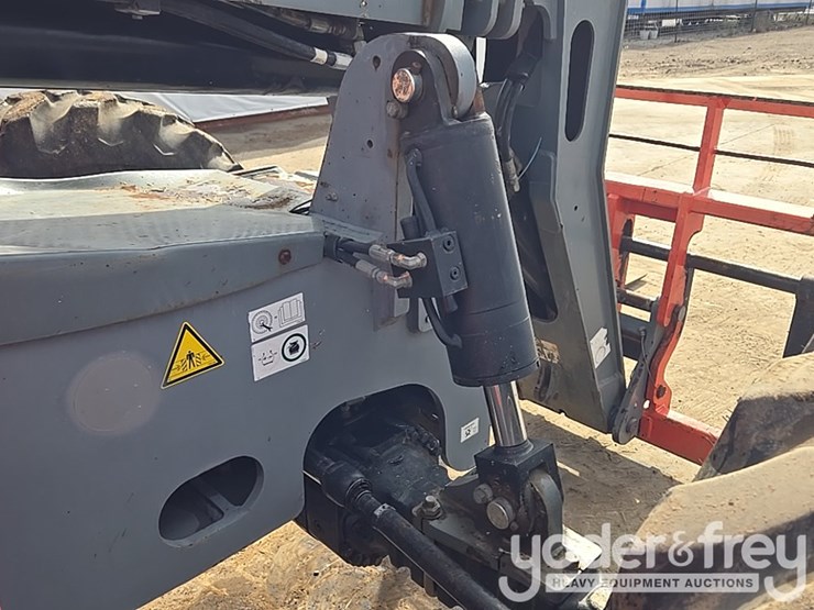 2017-skyjack-sj843th-image-22