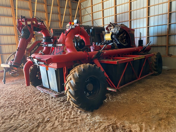 2018-nuhn-lagoon-crawler-image-1