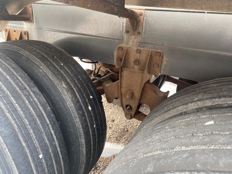 1989-walker-tanker-image-19