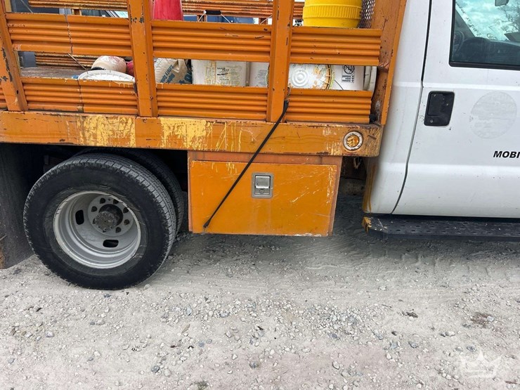 2005-ford-f350-image-21