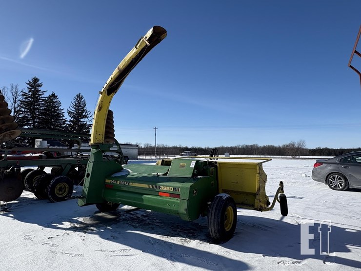 john-deere-3950-image-3