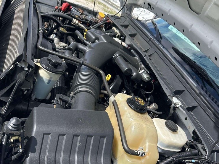 2016-ford-f550-image-7