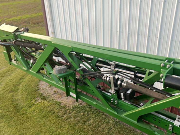 2014-john-deere-r4030-image-88