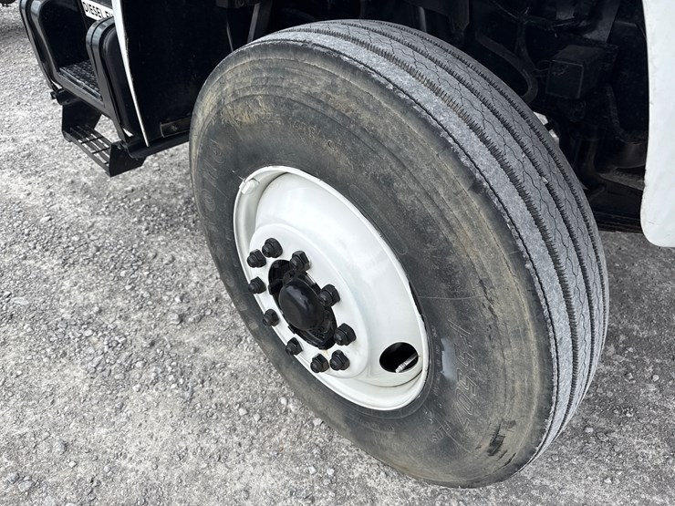 1994-ford-f800-image-15