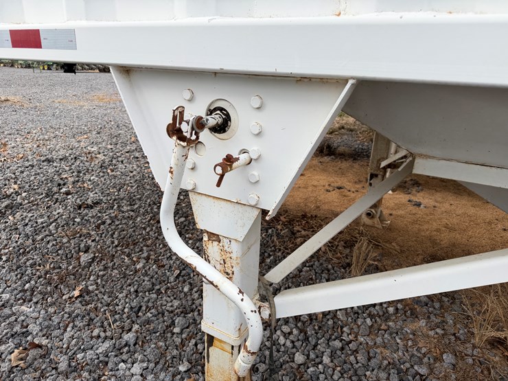 #40956-•-2013-cts-ght-40-40'-t/a-hopper-bottom-trailer-5tu124023ds000682-image-27