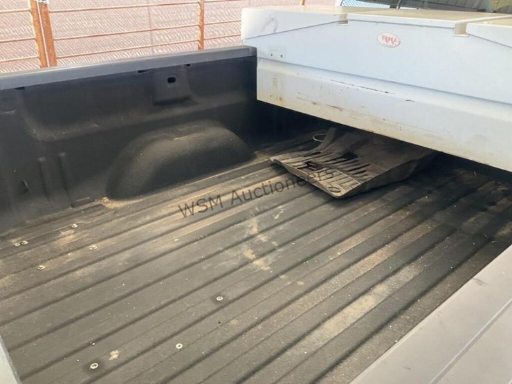 2015-chevrolet-silverado-1500-image-9