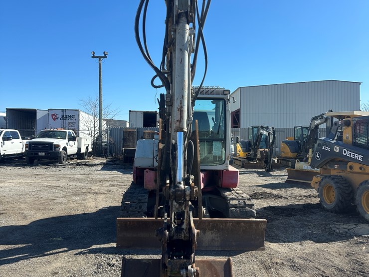 takeuchi-tb180fr-image-8