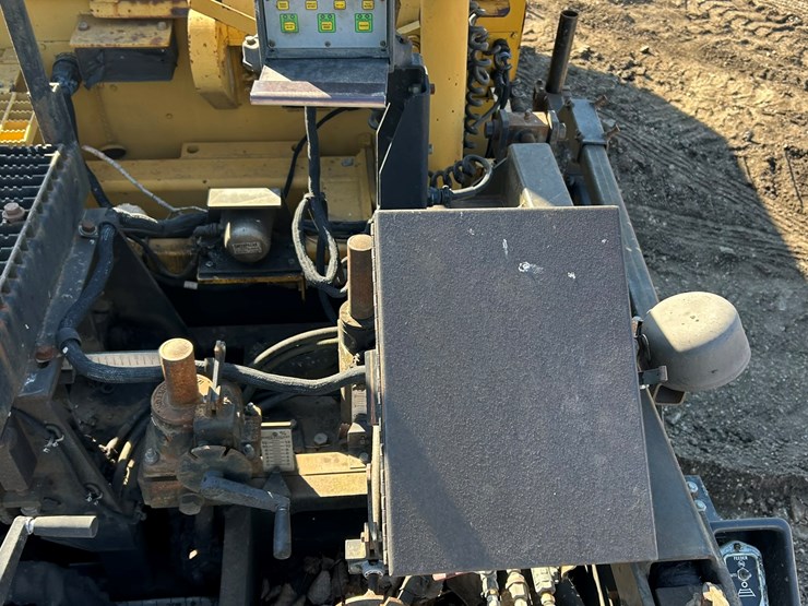 caterpillar-ap-650b-image-31