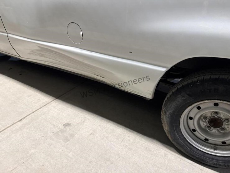 2006-ford-cargo-image-7