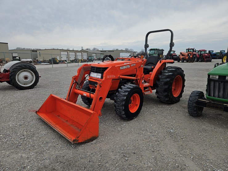 kubota-mx5000-image-1