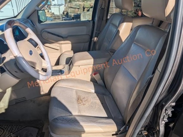 2006-ford-explorer-xlt-image-11